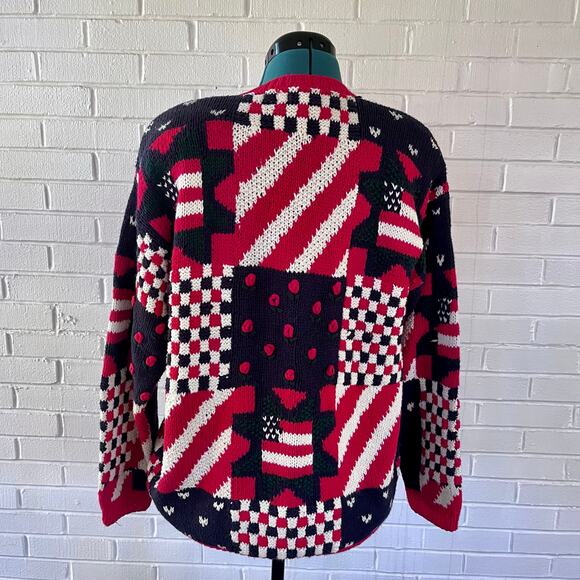 Vintage 90s Eagle’s Eye American flag knit cardigan - Picture 2 of 5
